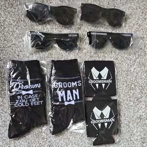 Groomsman Black Socks and Sunglasses Set